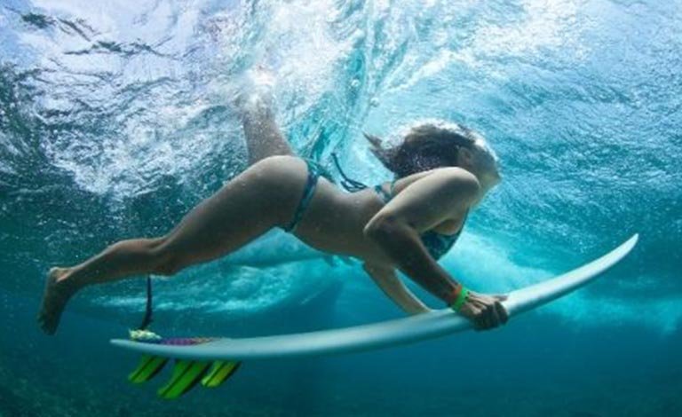 How To Do A Duck Dive In Surfing